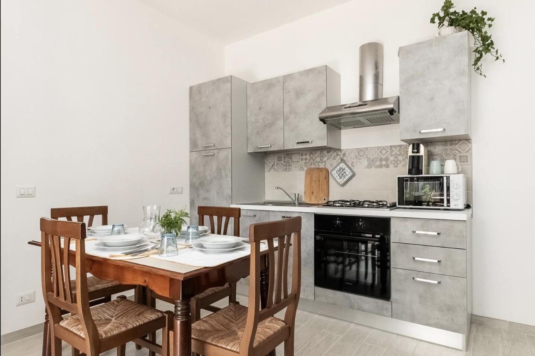 Oasi Di Pace Sarzana Villa Luni Exteriör bild