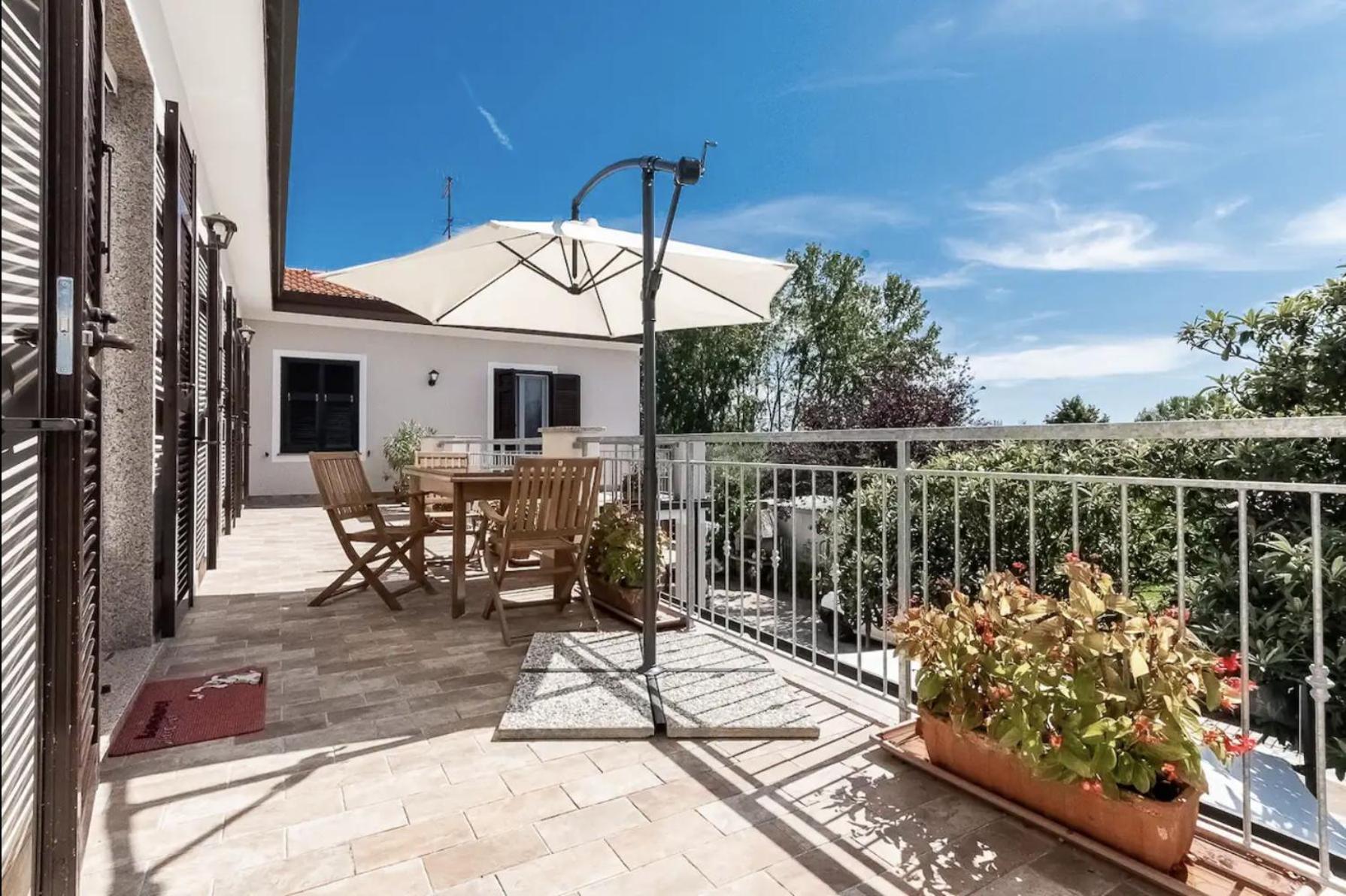Oasi Di Pace Sarzana Villa Luni Exteriör bild